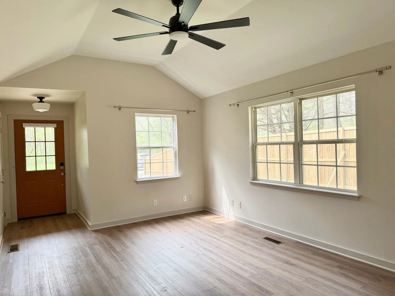 567 Mountain View Cir - Photo 5 of 19