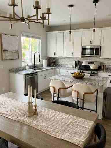 206 Ridgepark Ln - Photo 4 of 16