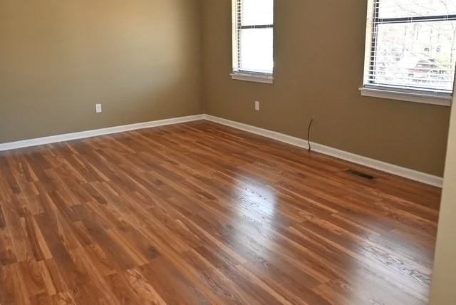 2420 Hampstead Dr - Photo 6 of 8