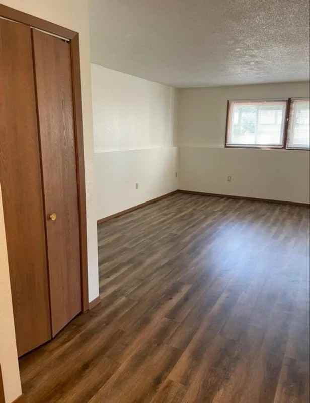 472 Lawrence St #470 - Photo 7 of 17