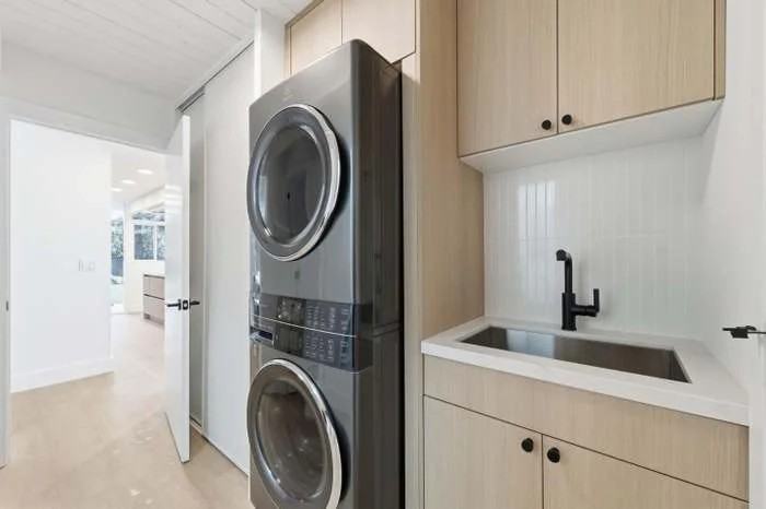 1907 Ticonderoga Dr - Photo 5 of 20