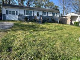 featured image of 215 Chestnut Dr