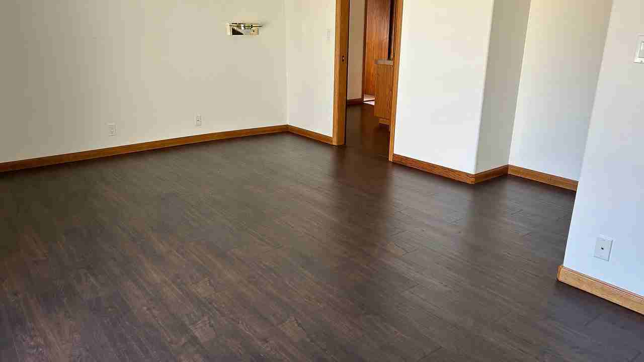 18605 Castle Lake Dr #1 - Photo 7 of 20