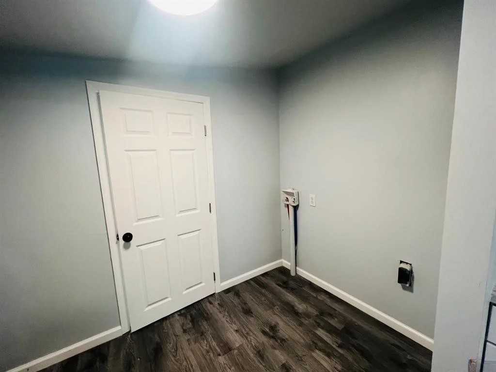 1839 1st St S - Photo 6 of 7