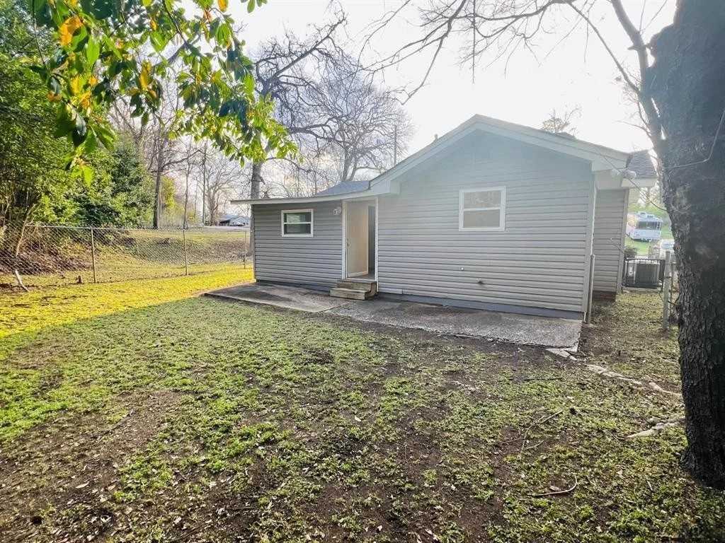 1839 1st St S - Photo 7 of 7