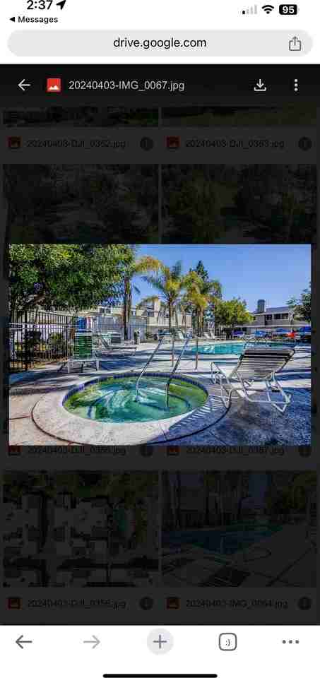 22107 Burbank Blvdwoodland Hills - Photo 5 of 9