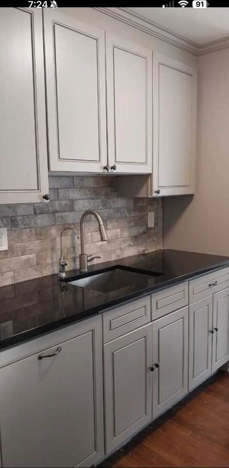 712 Cedar Ln #3 - Photo 3 of 13