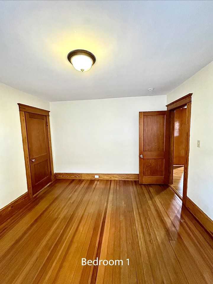 84 Bowers St - Photo 7 of 15