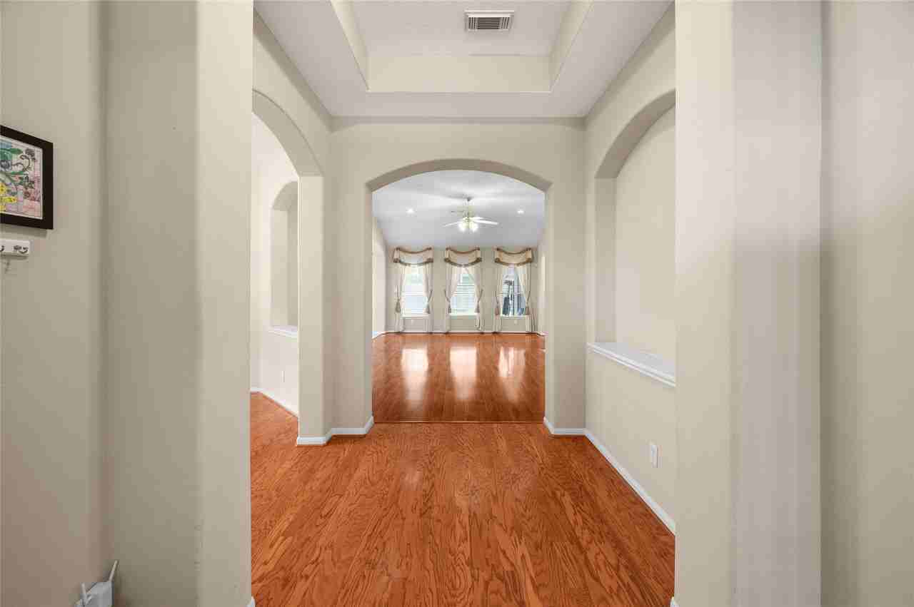 11402 Bucks Bridge Ln #11402 - Photo 6 of 42