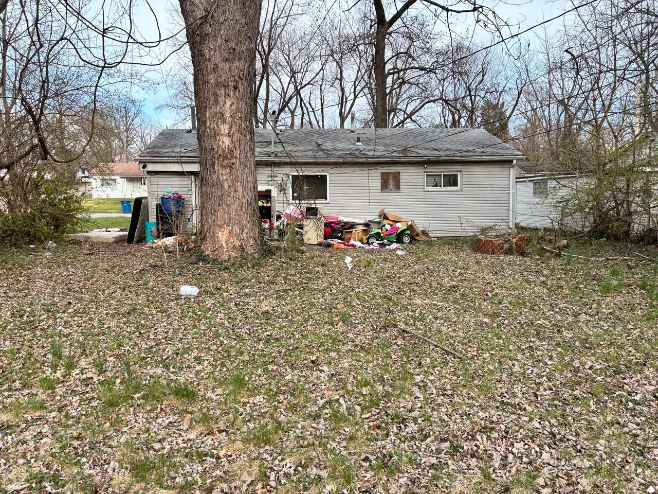 10077 Earl Dr - Photo 6 of 17