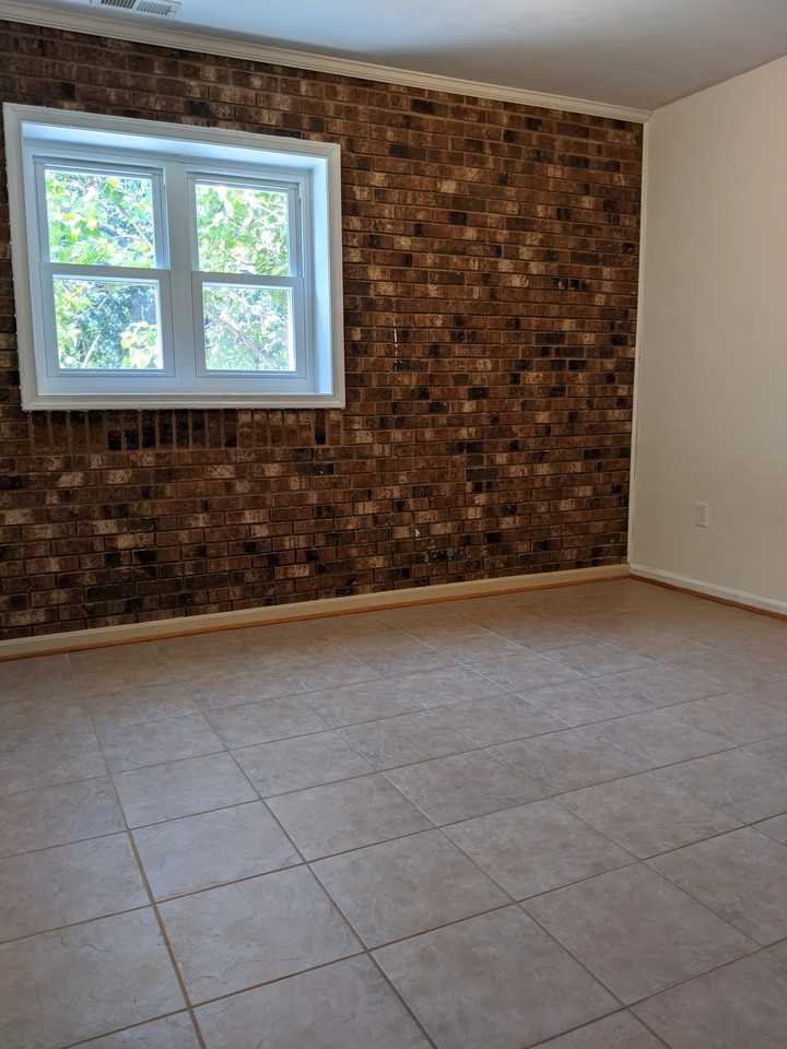 20544 Oatlands Chase Pl - Photo 4 of 9