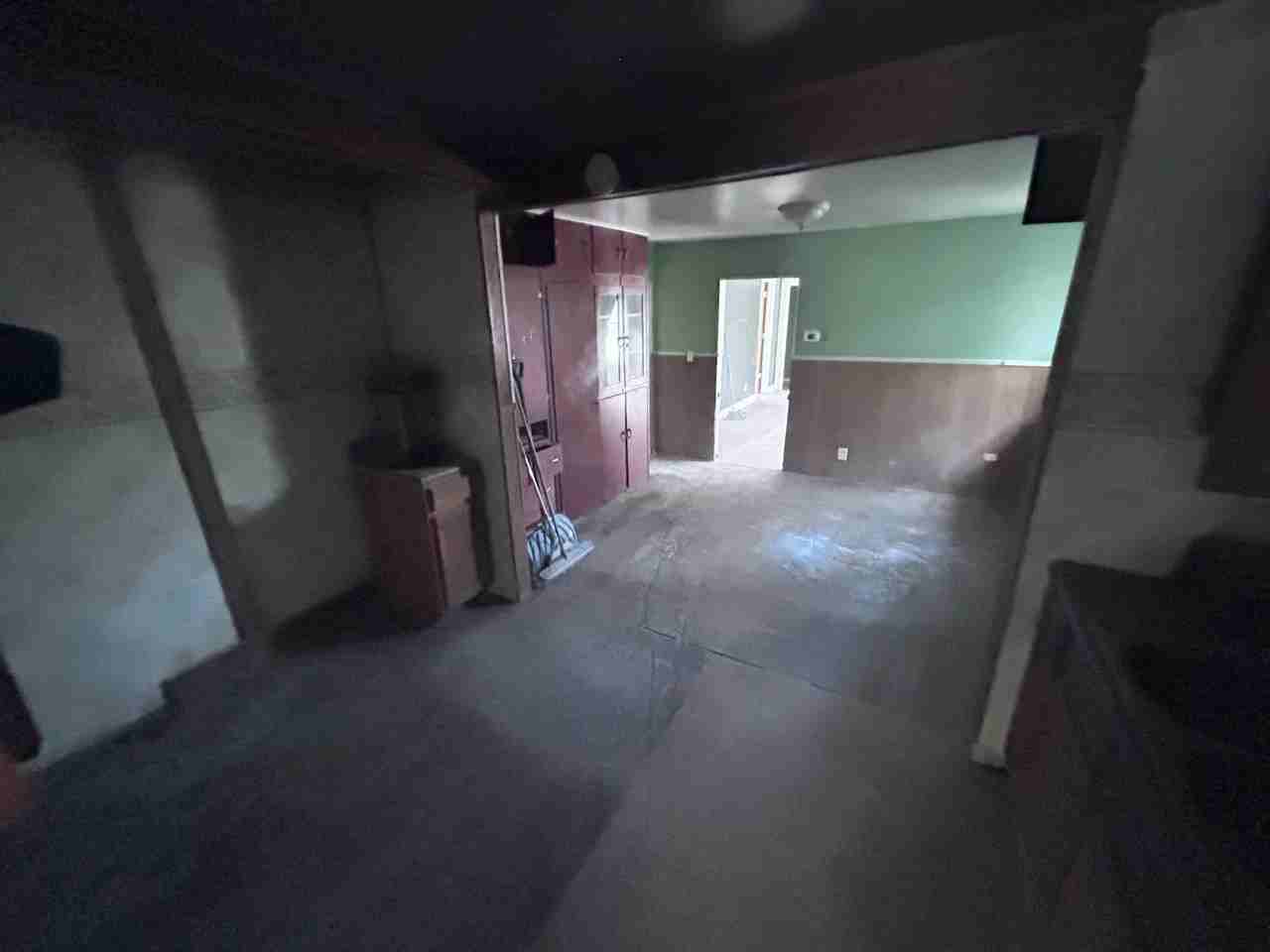 514 Brookside Ave - Photo 4 of 15