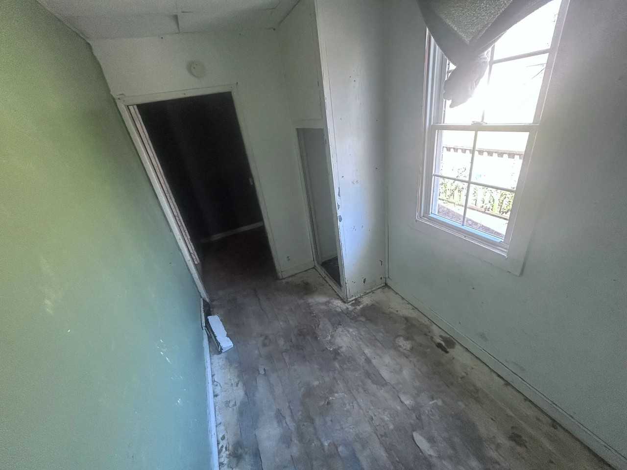 514 Brookside Ave - Photo 6 of 15