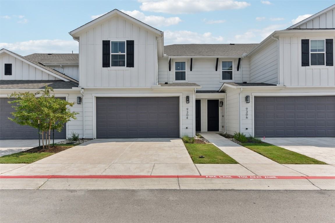 9304 Felix Sparke Dr #9304 - Photo 7 of 38