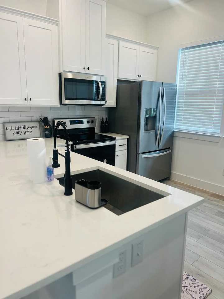 8508 Wileyvale Rd #8508B - Photo 4 of 16