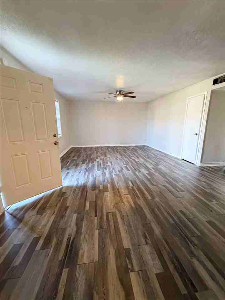 1614 Vauthier St #1614-11 - Photo 4 of 15