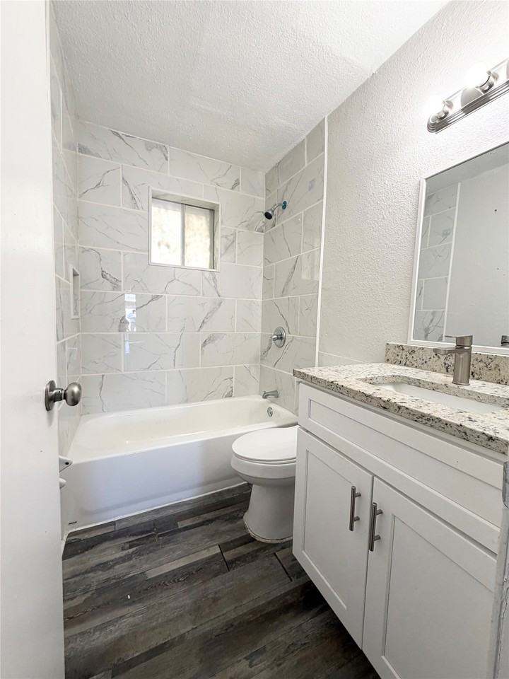 1614 Vauthier St #1614-11 - Photo 6 of 15