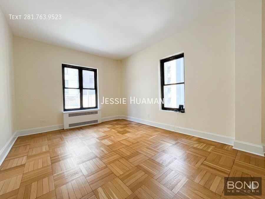 141 E 56th St #PH - Photo 2 of 5