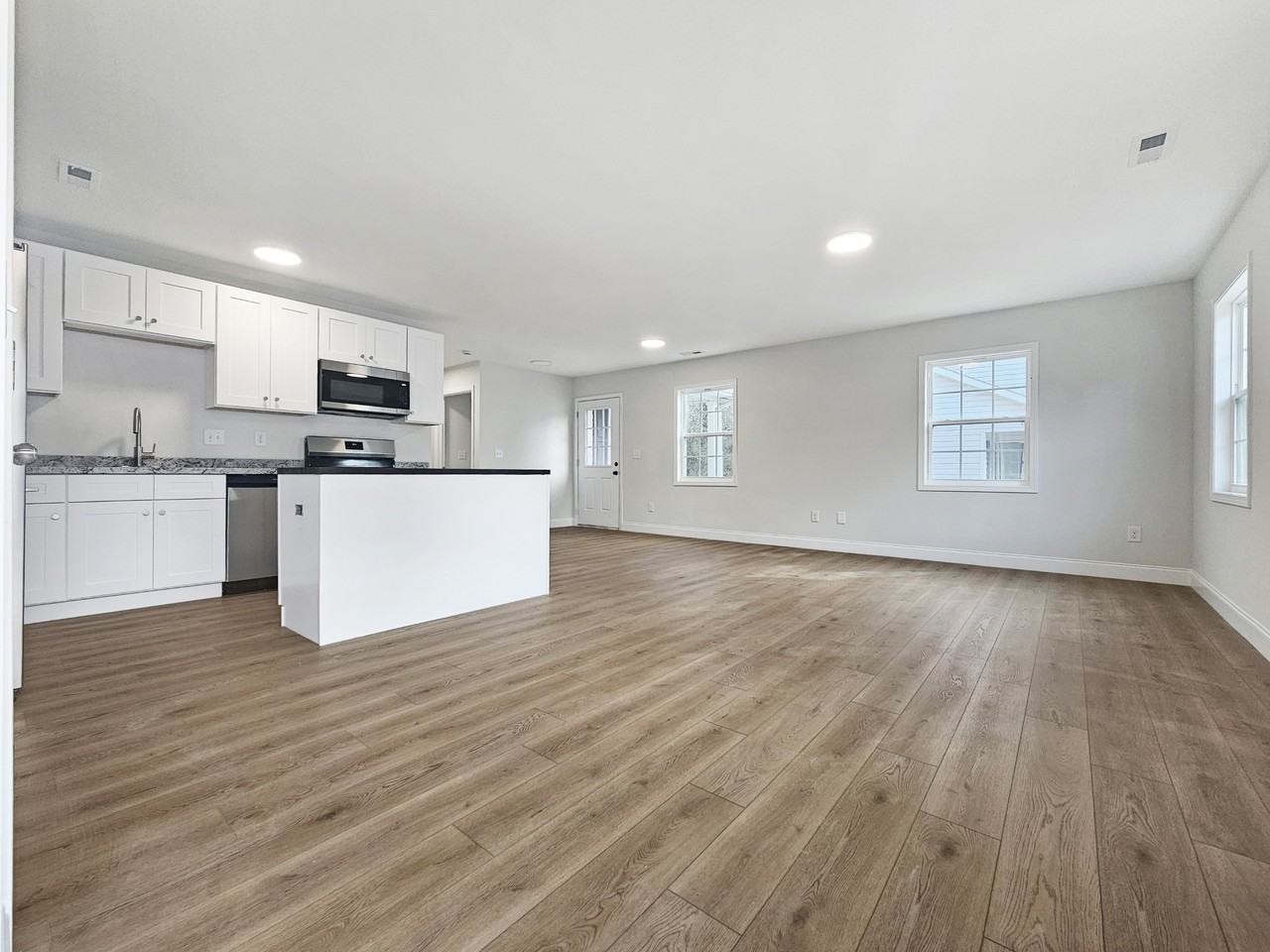 7 Paris Creek Ct - Photo 2 of 11