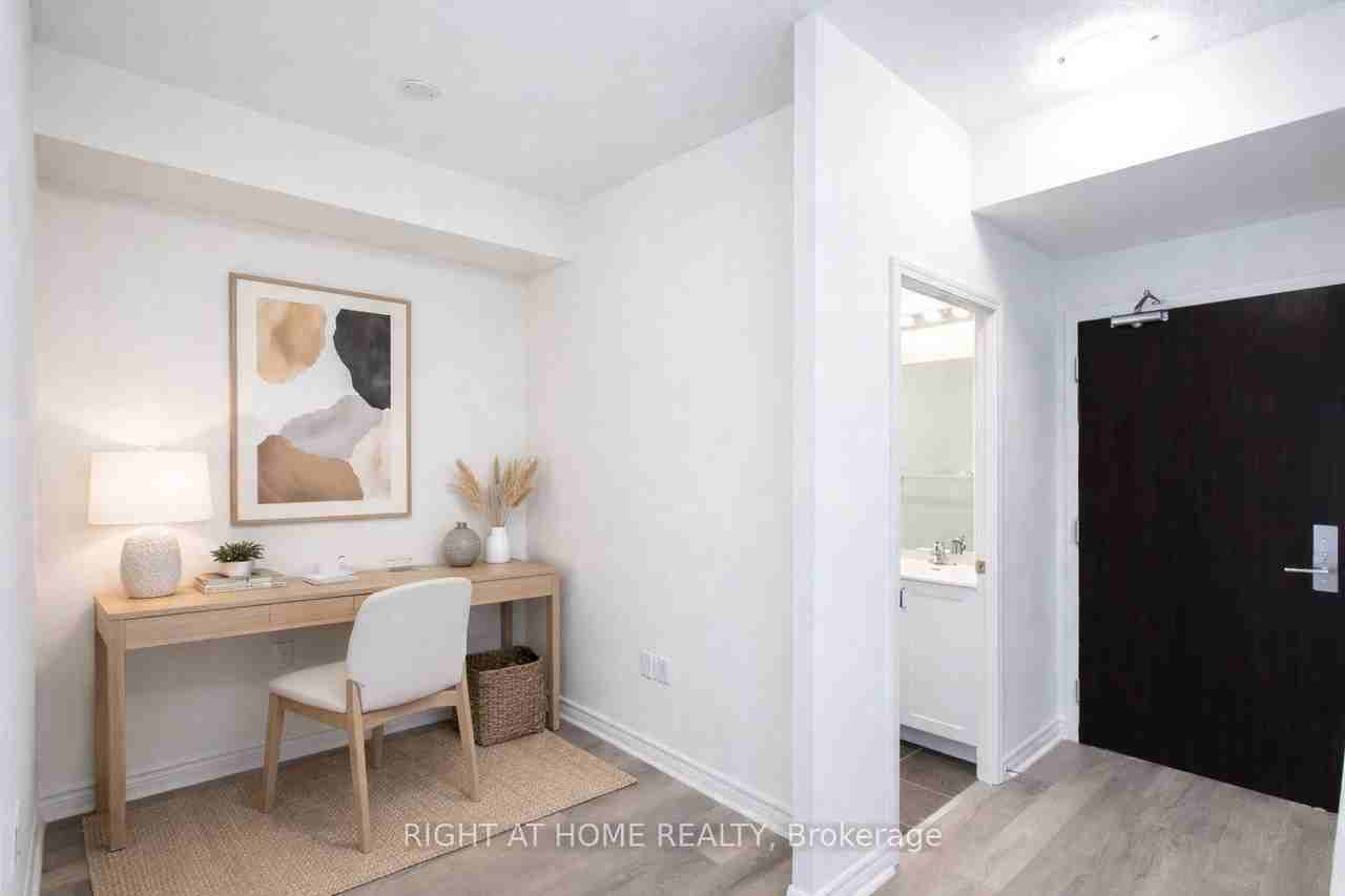 39 Annie Craig Drive - Photo 3 of 7