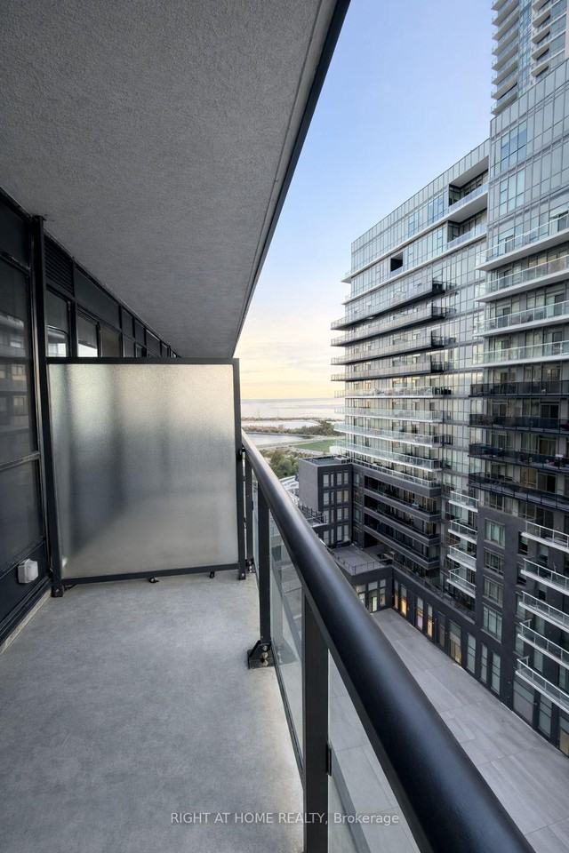 39 Annie Craig Drive - Photo 7 of 7