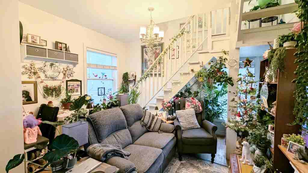 54 West Avenue North - 2 - Photo 3 of 20