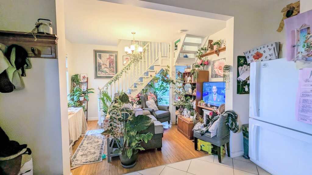 54 West Avenue North - 2 - Photo 5 of 20