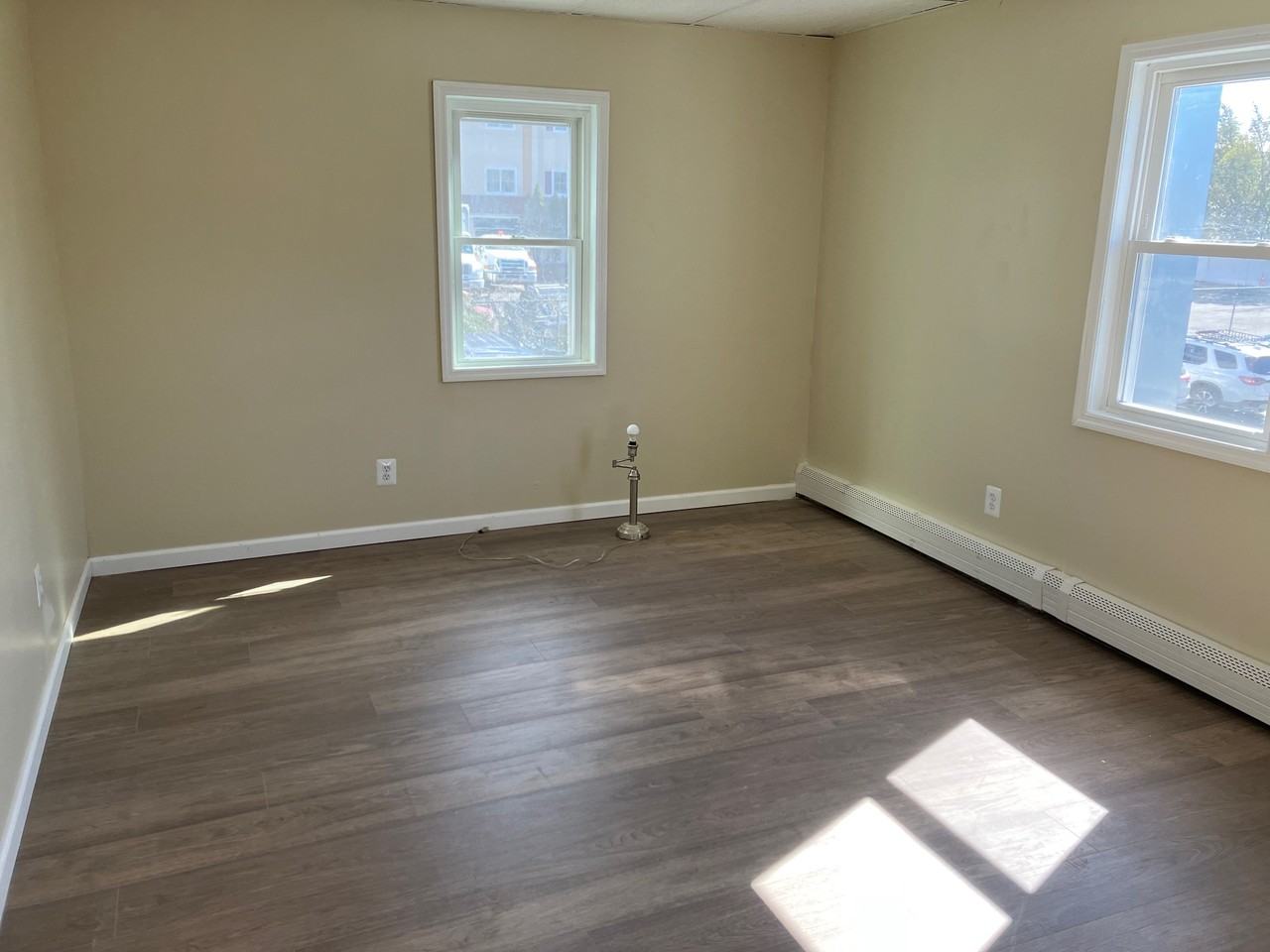 302 Maple Ave #1 - Photo 4 of 12