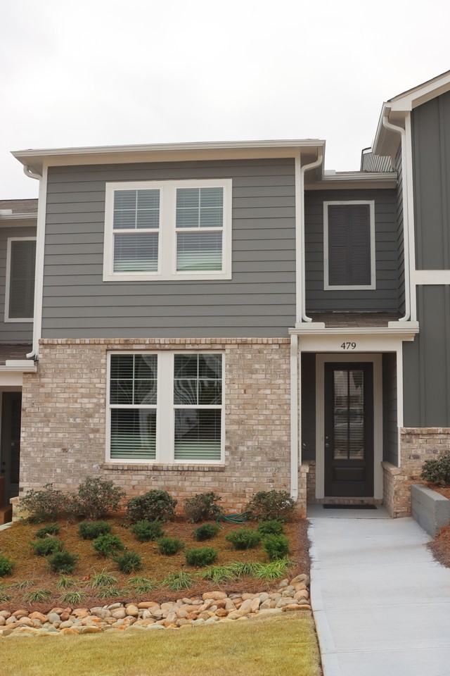 479 Crown Dr #479 - Photo 2 of 15