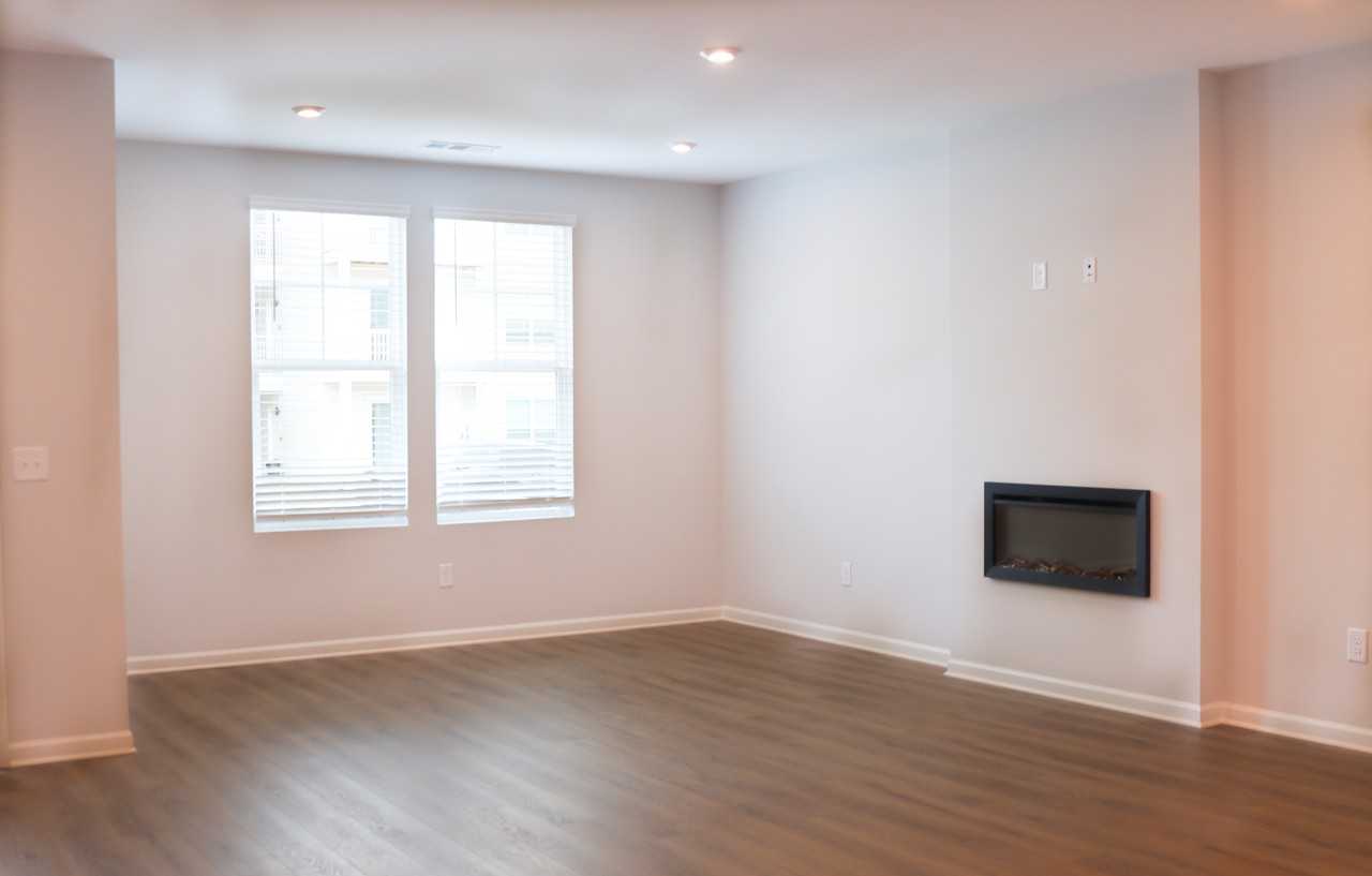 479 Crown Dr #479 - Photo 7 of 15