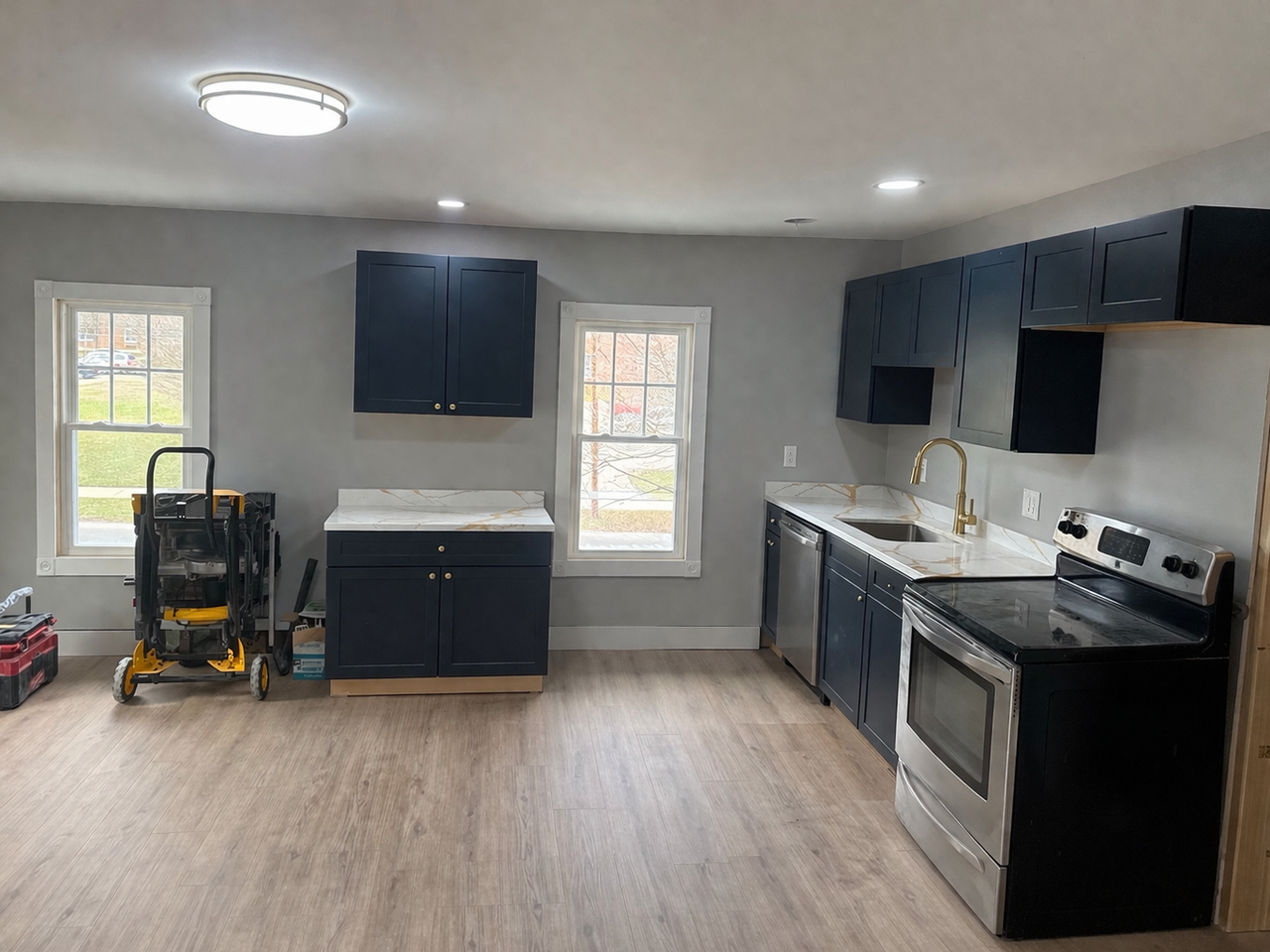 Porter St #3 - Photo 2 of 4