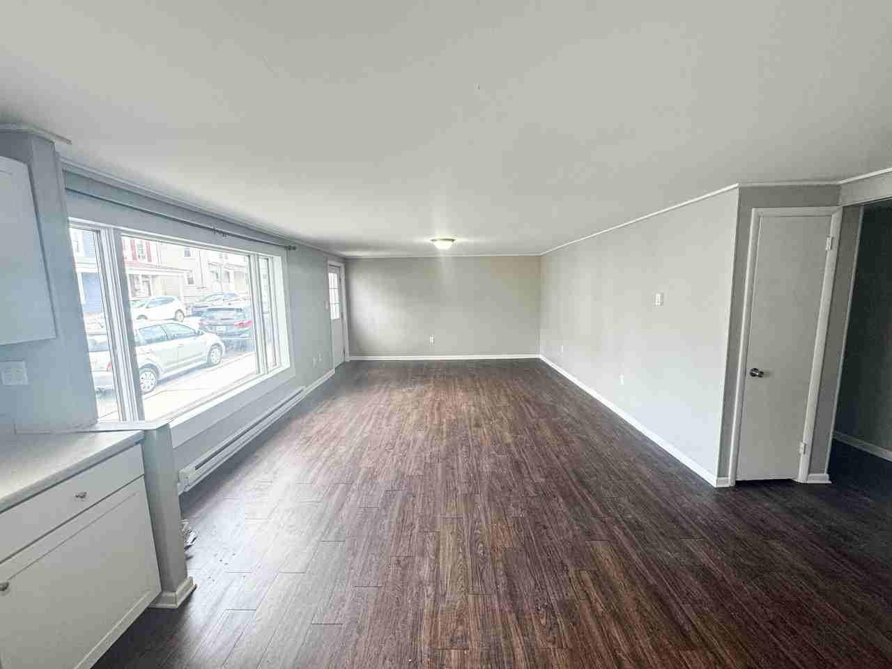 11 N Chestnut St #A - Photo 5 of 13