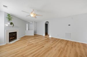 featured image of 4118 Breezewood Dr #104