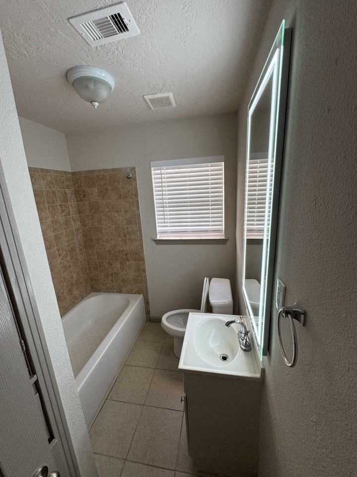 9410 Campbell Rd #NA - Photo 5 of 13