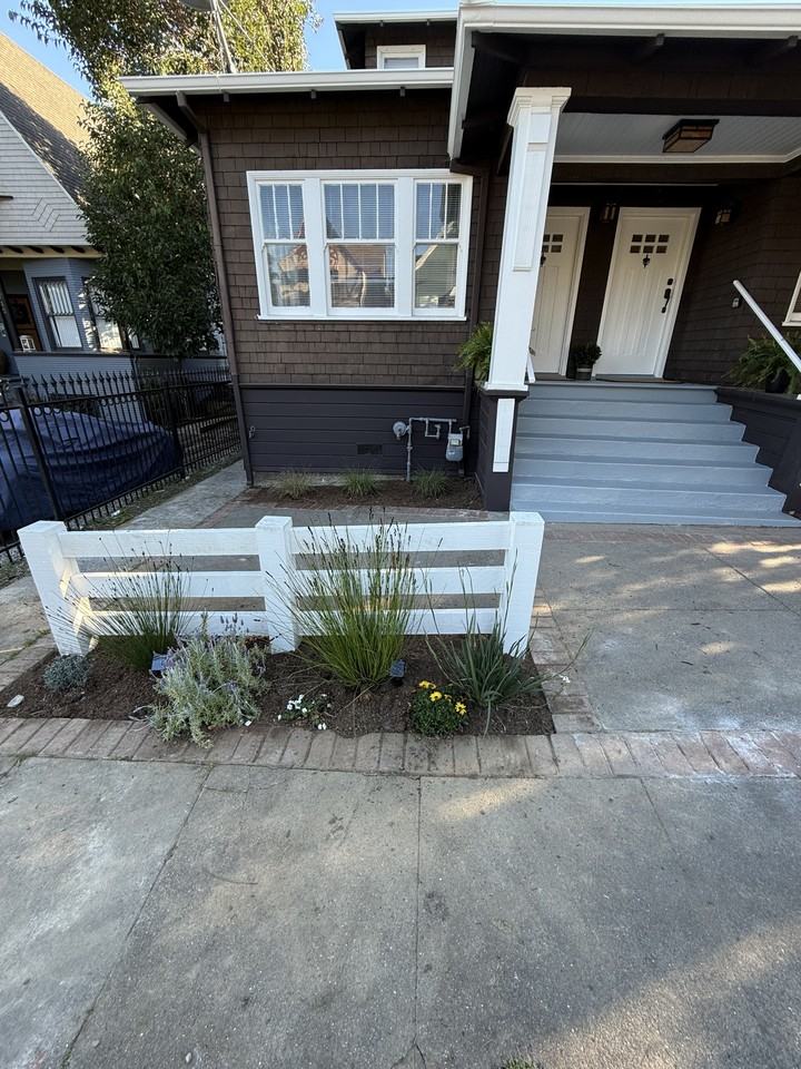 707 Virginia St #707 - Photo 2 of 33