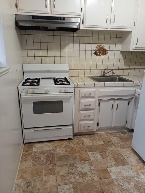 664 Lincoln Rd E #664 - Photo 6 of 11