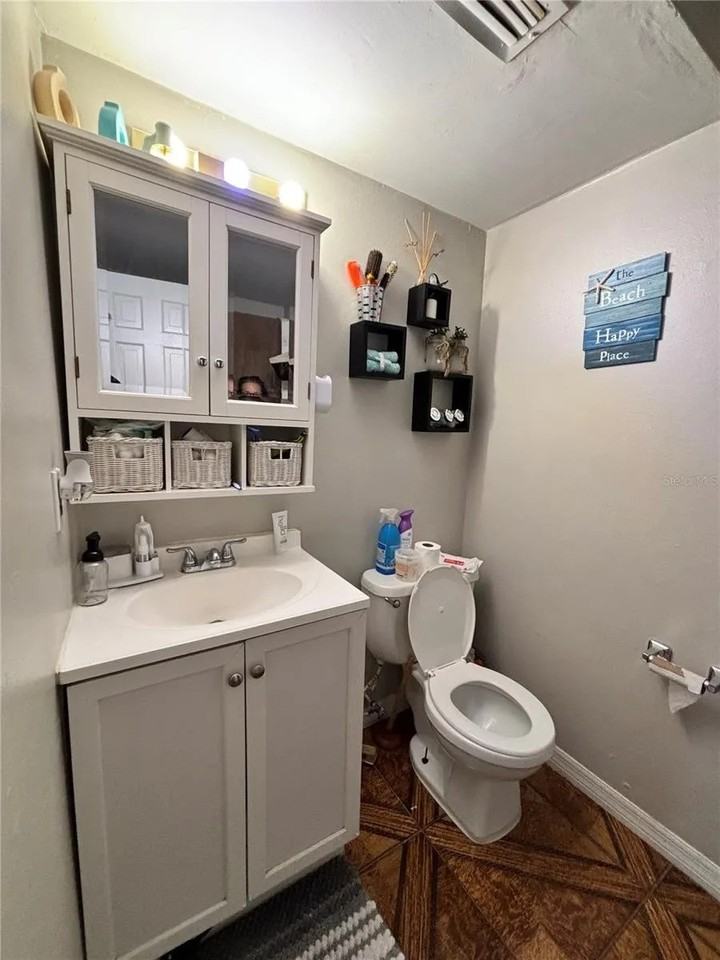 1615 24th St #A - Photo 3 of 4