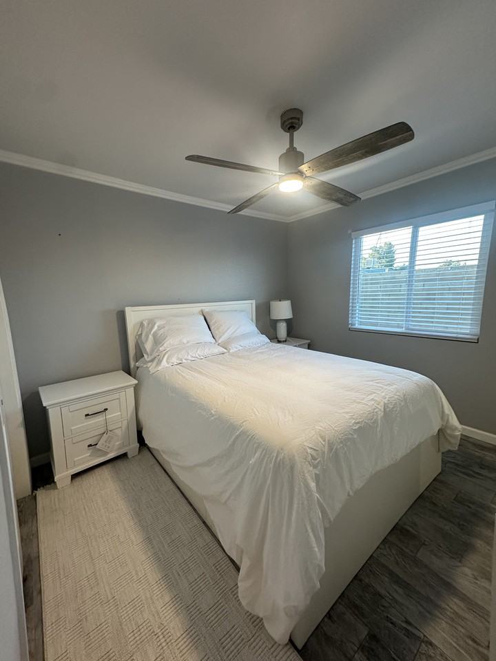 308 W Wilson Ave #B - Photo 7 of 16