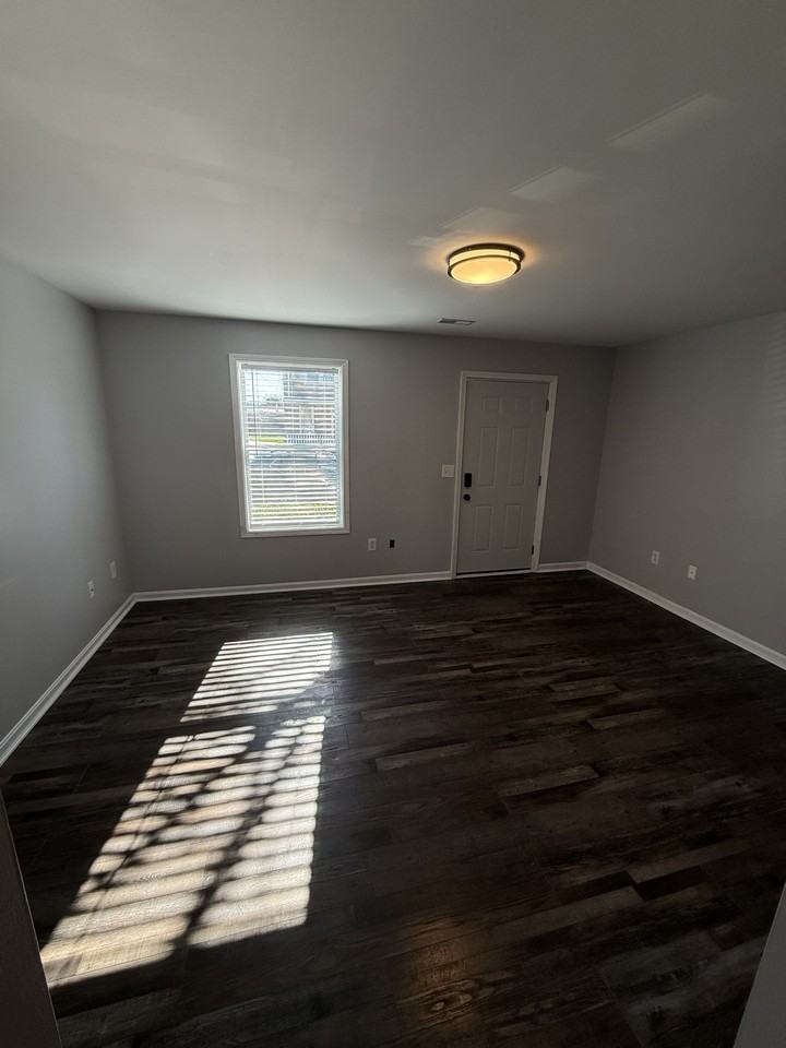 809 Isabella St #NA - Photo 3 of 26