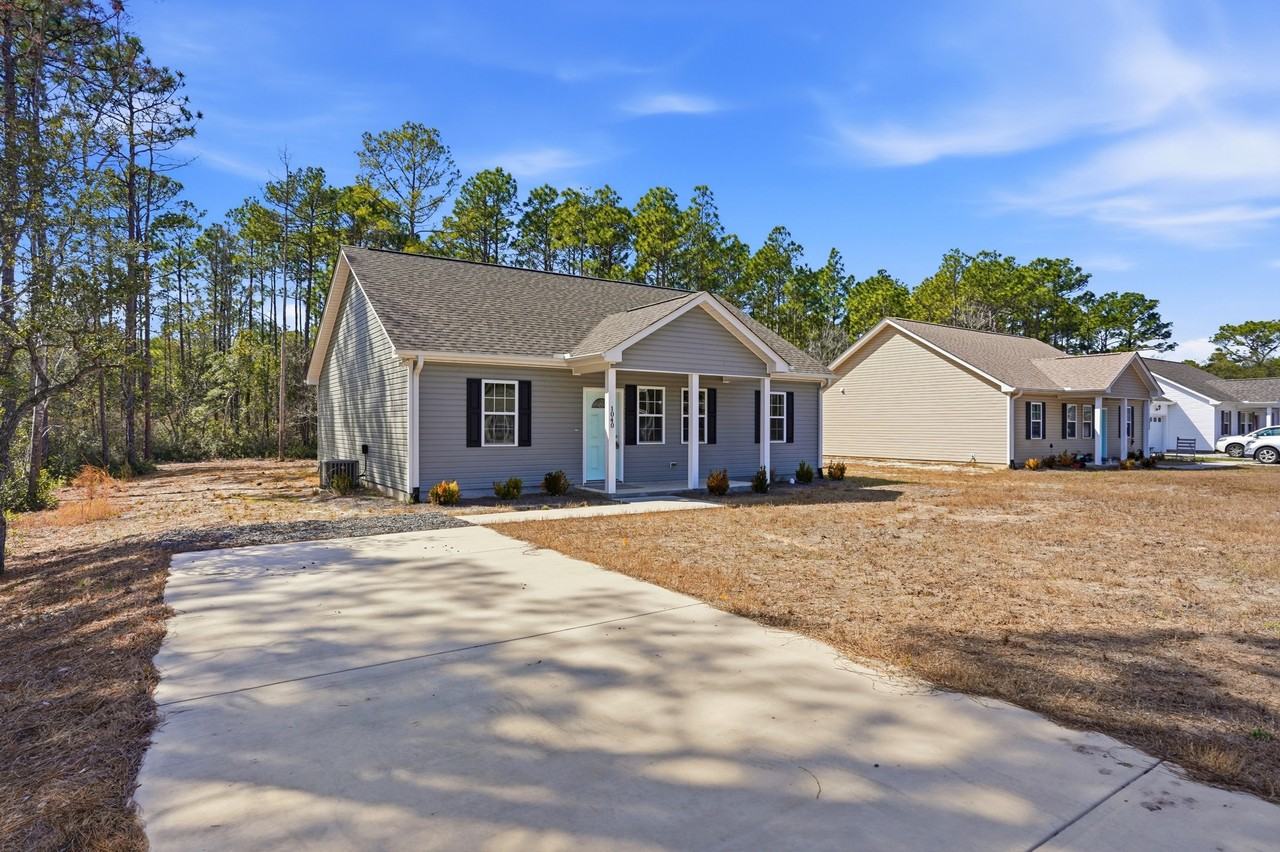 1040 Beaufort Rd #NA - Photo 3 of 43