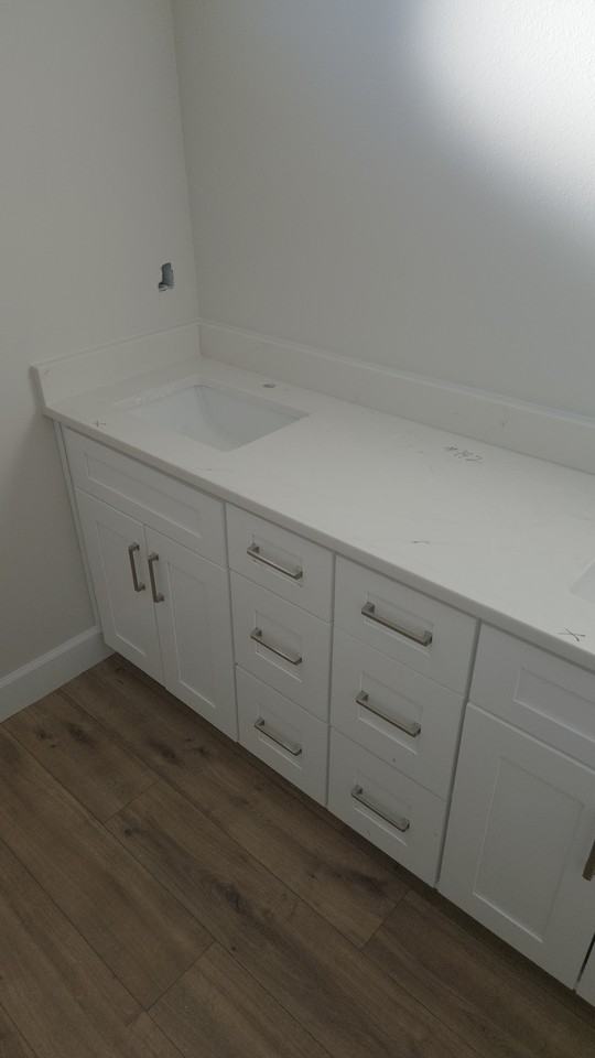 320 Avenue D #NA - Photo 5 of 6