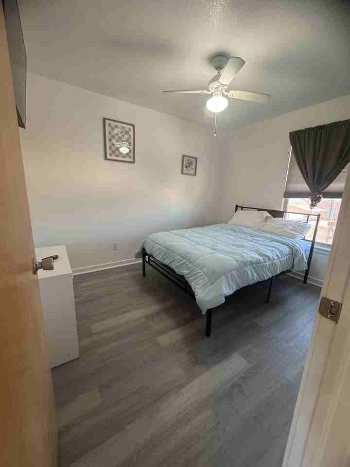 915 2nd St Sw #NA - Photo 4 of 17