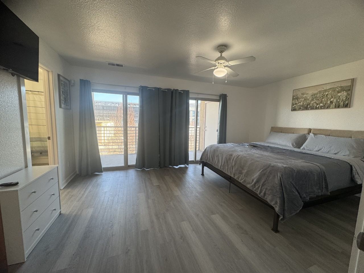 915 2nd St Sw #NA - Photo 5 of 17