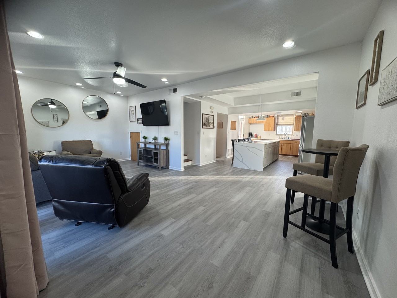 915 2nd St Sw #NA - Photo 6 of 17