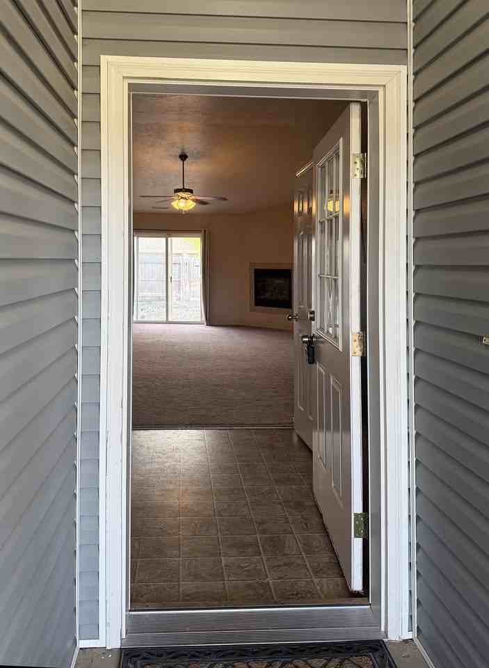 4249 W 275 N #NA - Photo 5 of 26