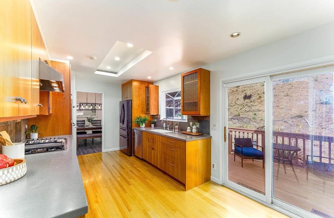 7684 Surrey Ln #NA - Photo 5 of 20