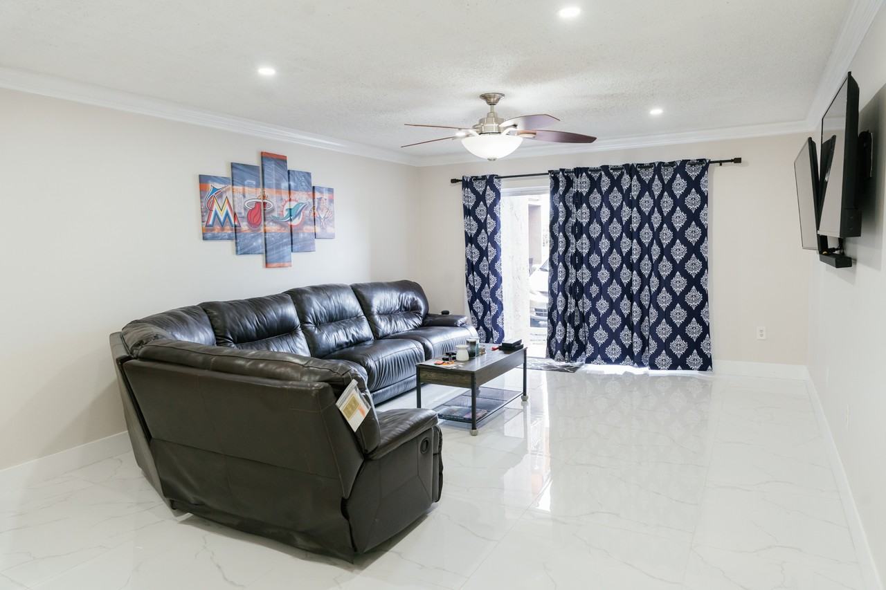 9409 Sw 76th St #X15 - Photo 3 of 17