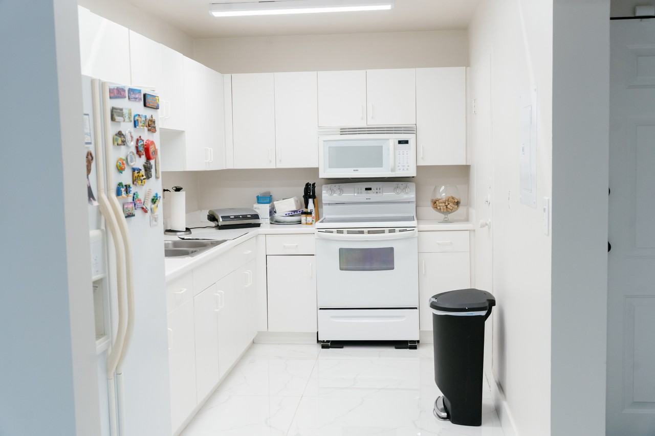 9409 Sw 76th St #X15 - Photo 7 of 17