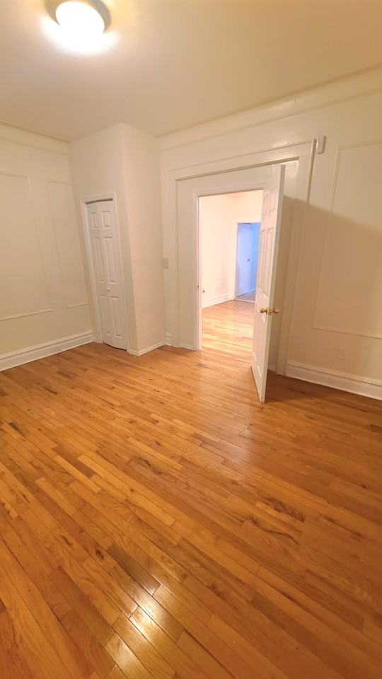 27 Colleen St #1R - Photo 4 of 14