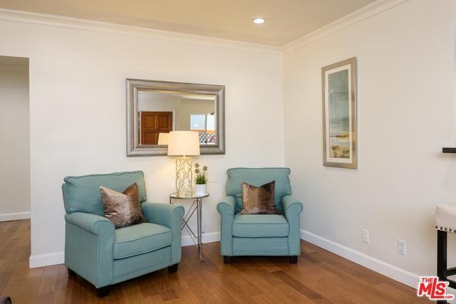 922 16th St #3 - Photo 4 of 20